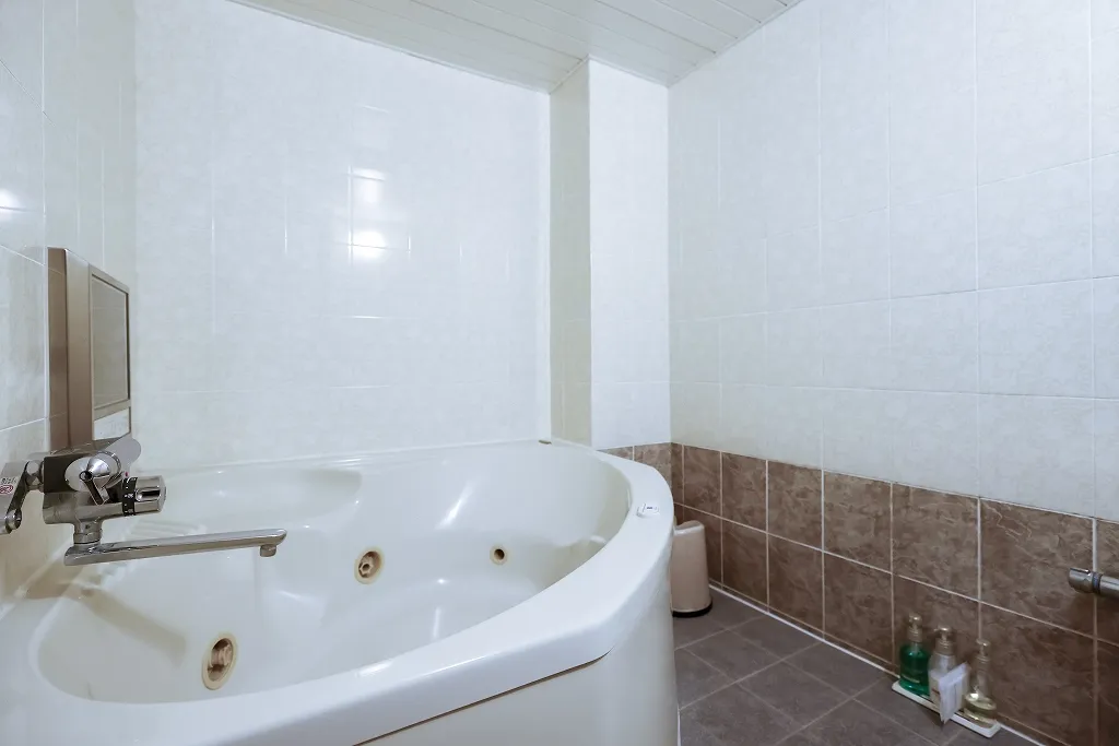 101号室のバスルーム