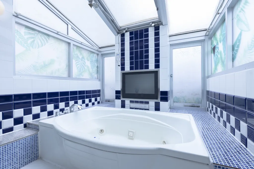 601号室のバスルーム